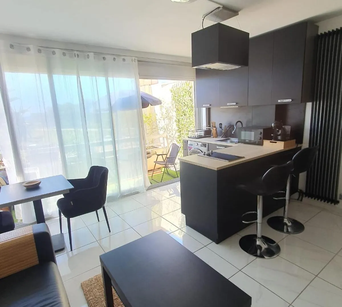 Studio Terrasse Vue Mer contacts